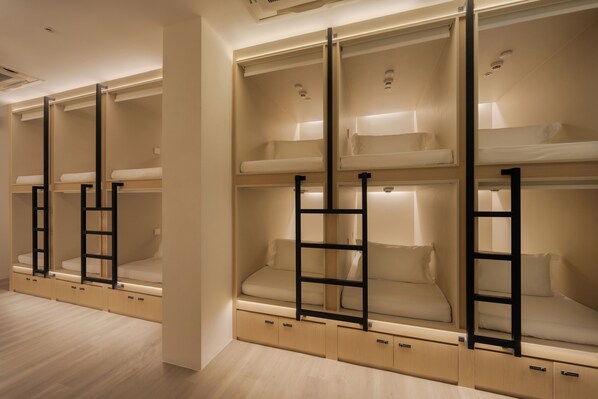 標準共用宿舍, 男女混合宿舍 | 遮光布/窗簾、隔音、熨斗/熨衣板、免費無線上網