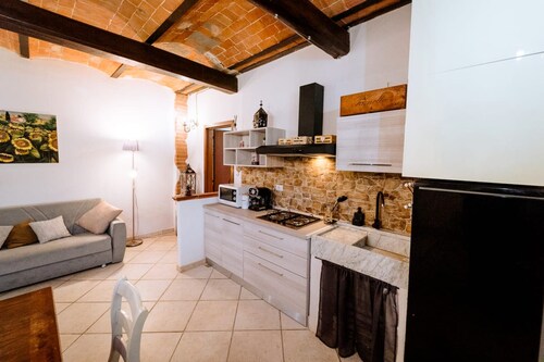 Apartment 'A' with Shared Garden, Wi-Fi and Air Conditioning