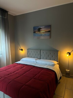 3 chambres, fer et planche à repasser, accès Internet, draps fournis