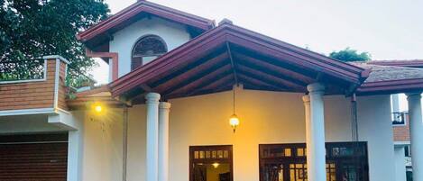 숙박 시설 정면