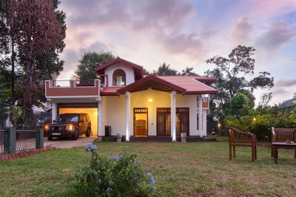 Kings Court Residency
