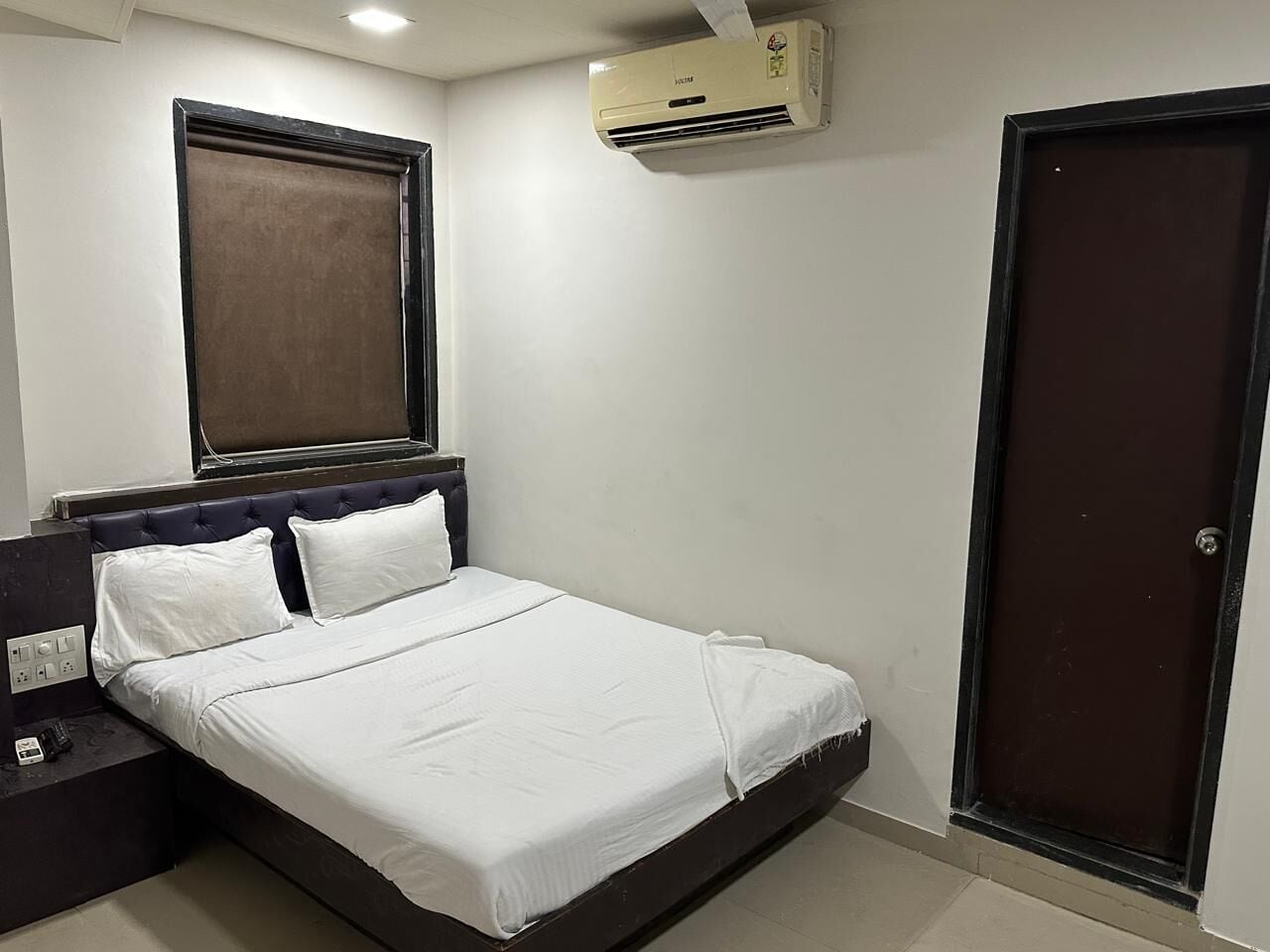 Deluxe Double Room | Free WiFi