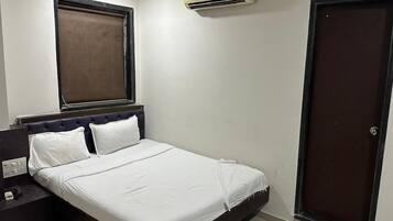 Deluxe Double Room | Free WiFi