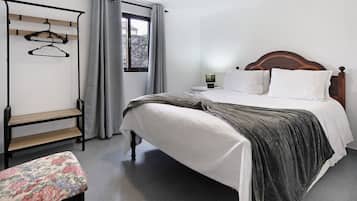 2 slaapkamers, een strijkplank/strijkijzer, wifi, beddengoed