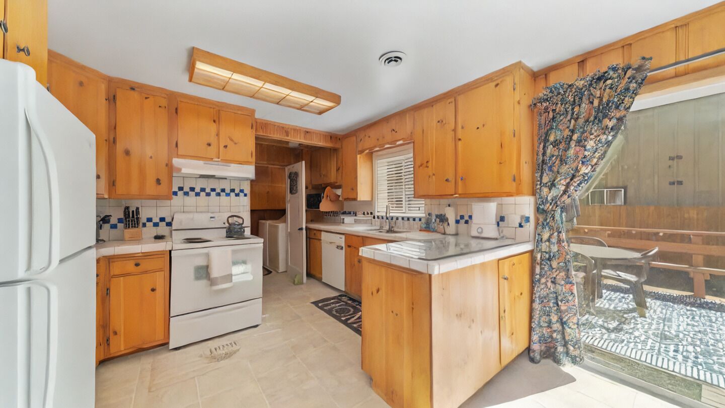 冰箱、微波炉、烤箱、炉灶