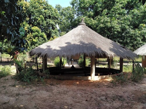 Room-at Pape Badiane - Traditional Kouba