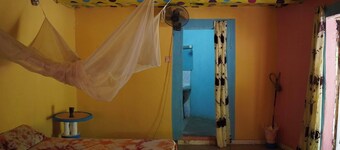 Room-traditional Koubalan Hut