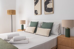 5 chambres, fer et planche à repasser, Wi-Fi gratuit