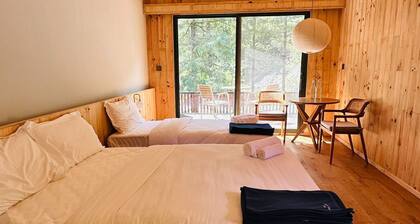 The Himalayan Phakding