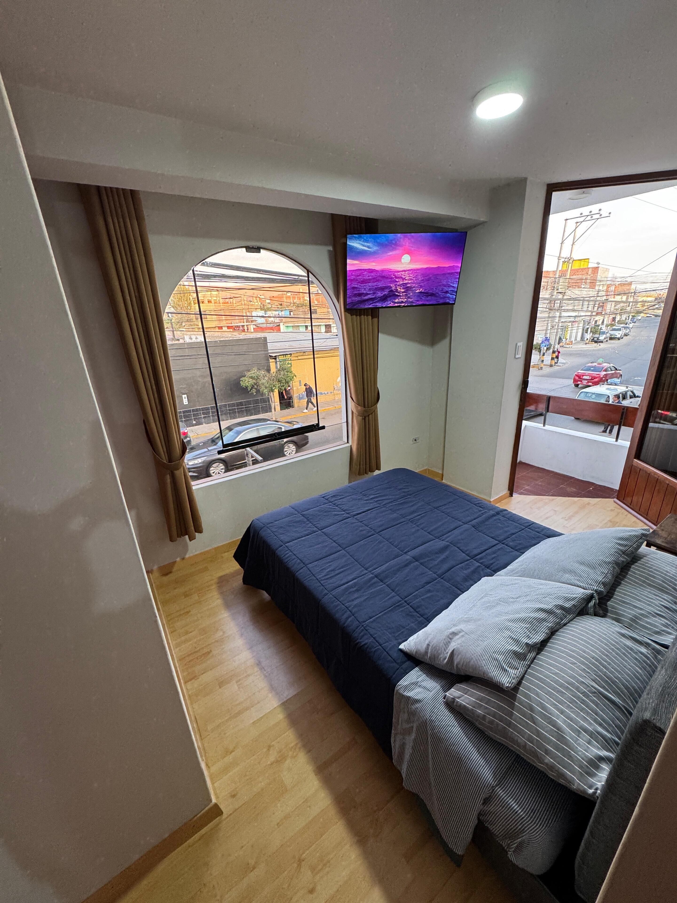 2 makuuhuonetta, silitysrauta/-lauta, ilmainen Wi-Fi, vuodevaatteet