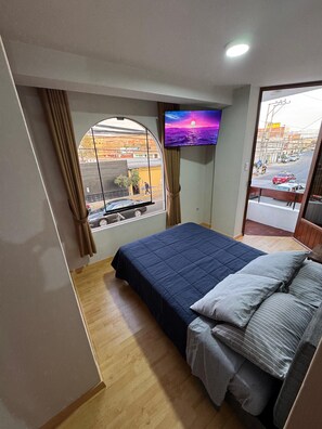 2 chambres, fer et planche à repasser, Wi-Fi gratuit, draps fournis