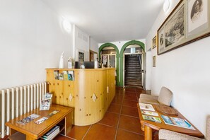 Lobby - Room '6' with Mountain View and Wi-Fi (Lorenzago di Cadore)