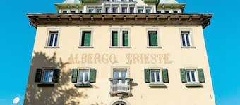 Albergo Trieste – Room '7' with Wi-Fi in Lorenzago di Cadore