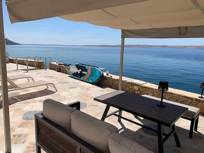 Ferienhaus Alessandro mit Whirlpool, direkt am Meer