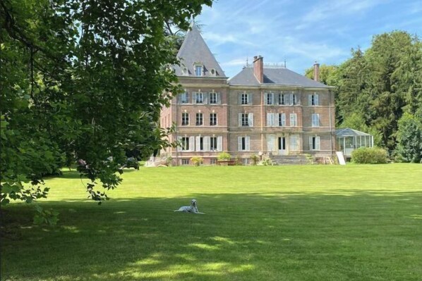 Exterior - Château d'Elbeuf-en-Bray (Elbeuf-en-Bray)