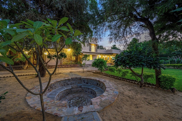 Front of property - evening/night - The Bagheera Heritage - Jaipur (Jaipur)