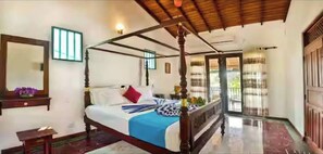 3 bedrooms - Villa Camellia Garland (Madampagama)