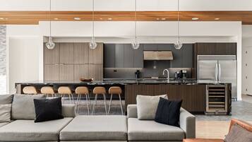 Smart-TV, Kamin, Computerbildschirme