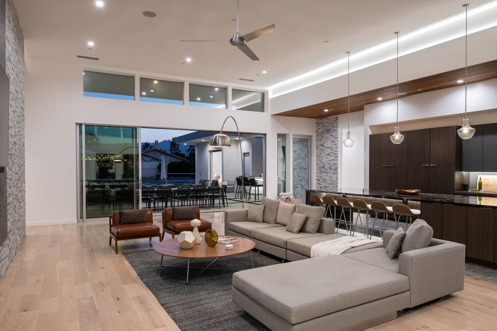 Smart TV, fireplace, computer monitors