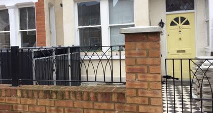 Wimbledon ace rooms all conveniences.