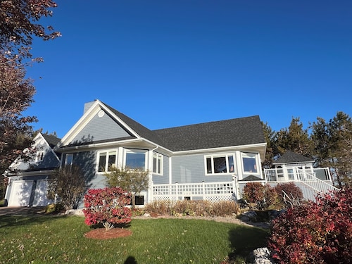 LUX Oceanfront retreat. Coastal stay in northern New Brunswick. Ocean views