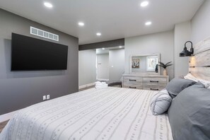 4 Schlafzimmer, Bügeleisen/Bügelbrett, WLAN, Bettwäsche