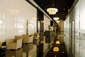 Lobby - Makati Staycation | Air Residences (Makati)