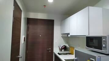 Micro-ondes, plaque de cuisson