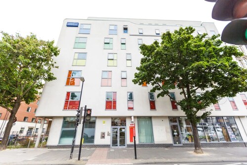 Student Only AXO Islington