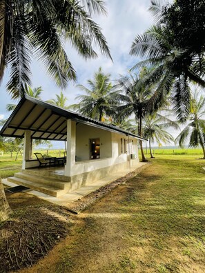Deluxe-Doppelzimmer, Terrasse, Gartenblick | Blick auf den Garten