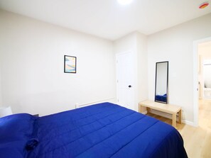 1 bedroom, iron/ironing board, Internet, bed sheets - 1BR/1BA w/ Wi-Fi - Quick NYC Access (Paterson)