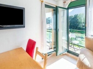 TV - Modern apartment with great views in Posada de Llanes (Posada)