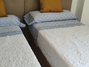 2 bedrooms, free WiFi, bed sheets