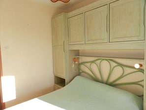 1 bedroom - 2-room apartment, south terrace, parking, Bormes-les-Mimosas (Bormes-les-Mimosas)