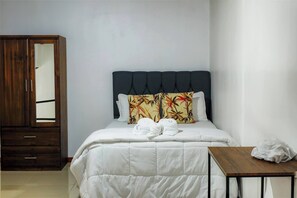 Apartment, 1 Bedroom, Patio, Garden View
