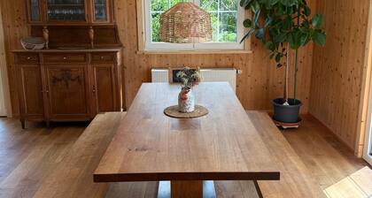 Idyllic holiday home with far-reaching views, fireplace and secluded location.