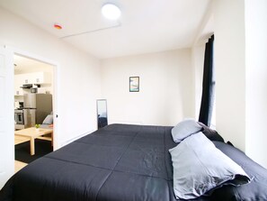 1 chambre, fer et planche à repasser, Wi-Fi, draps fournis