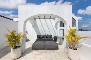 Rooftop terrace - Casa Mios Villa Canggu (Canggu)