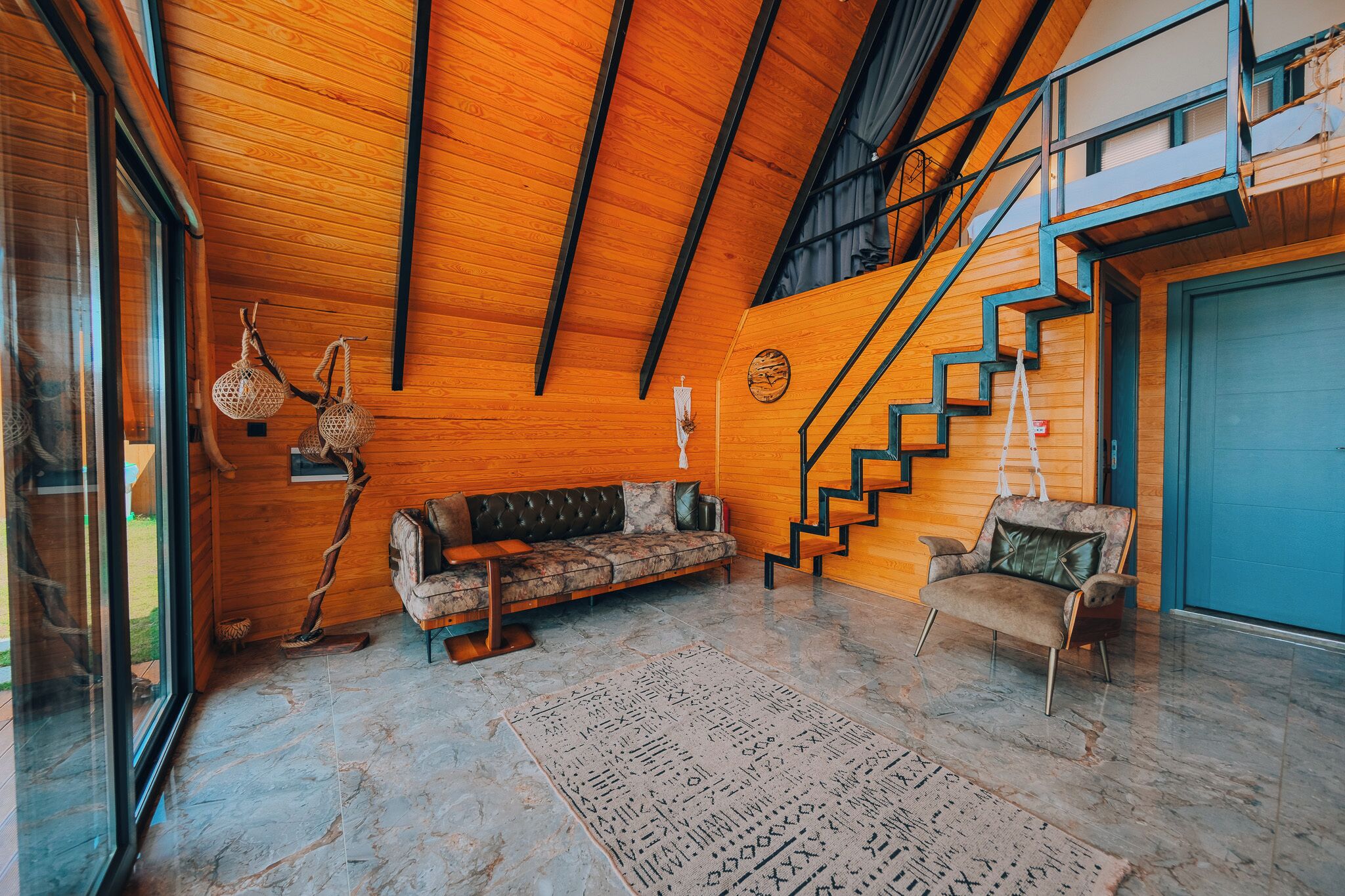 Iron/ironing board, free WiFi