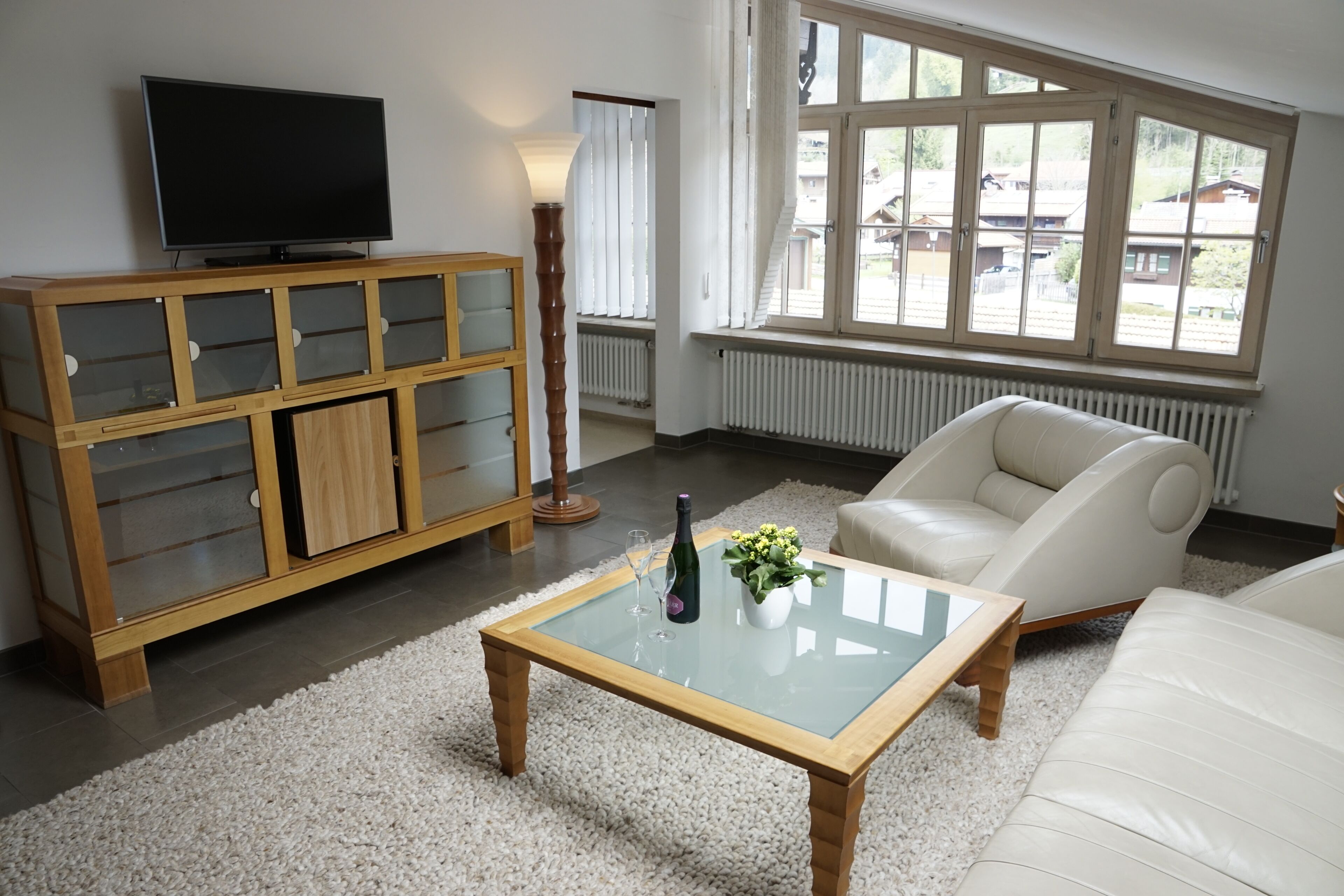 スタジオスイート | リビング エリア