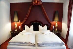 Suíte estúdio | Escrivaninha, Wi-Fi de cortesia, roupa de cama