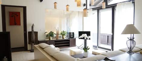 Studiosuite | Lydisolert, wi-fi (inkludert) og sengetøy