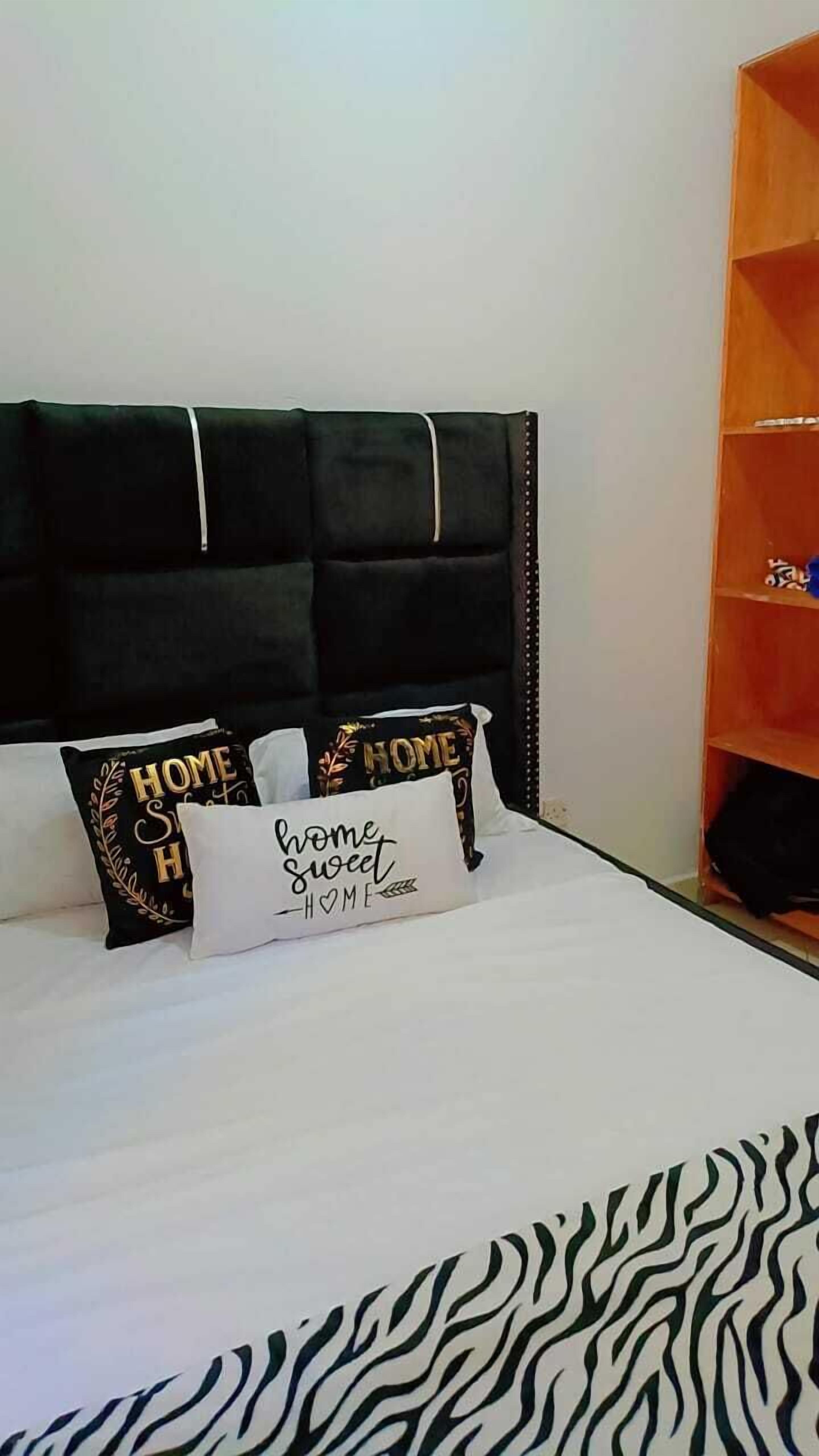 Standard Apartment, Balcony, Garden View | Desk, laptop workspace, free WiFi