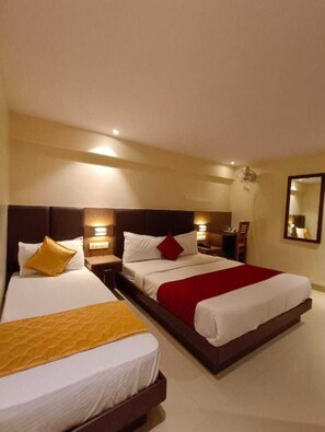 Deluxe Triple Room | Free WiFi
