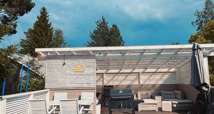 Sunny Nest 1 – Cozy Scandinavian Cottage with Free Parking in Vaasa