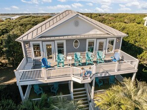 Terrace/patio - Summer Days Cooler Nights #201 - 2nd Row Dog-Friendly House in Topsail Beach! (Topsail Beach)