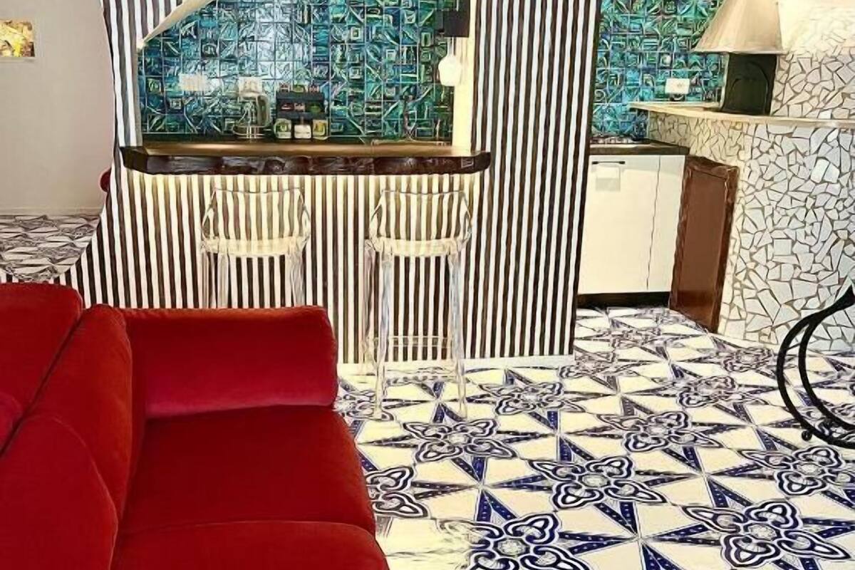 Junior-Suite, Terrasse, Blick auf den Innenhof | Wohnbereich