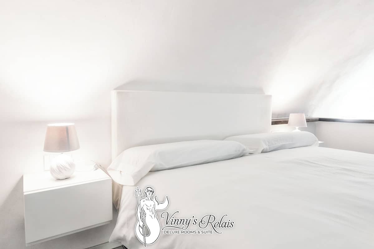 Passion Suite | Peti besi dalam bilik, Wi-fi percuma