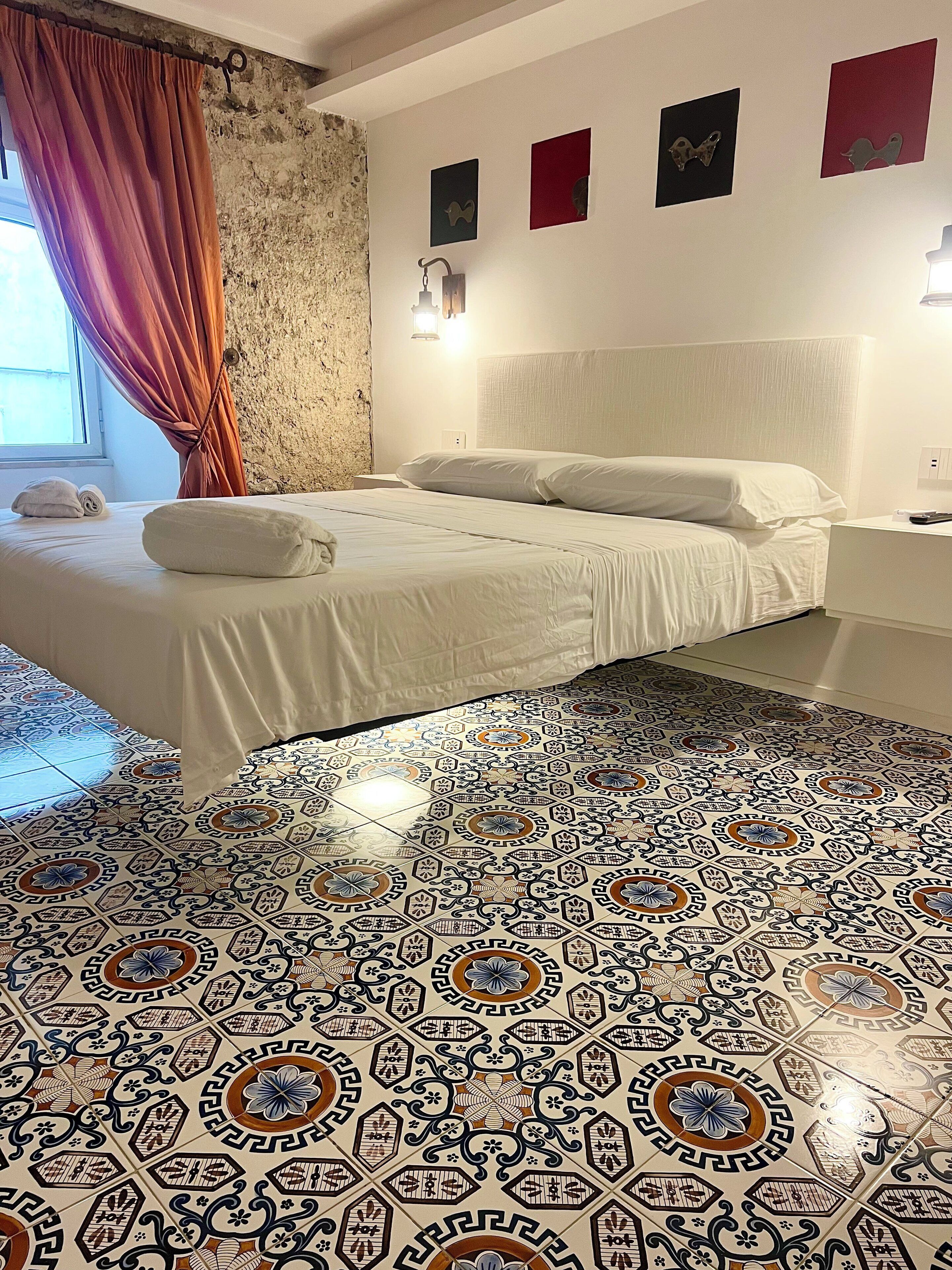 Juliette's room | 客房内保险箱、免费 WiFi