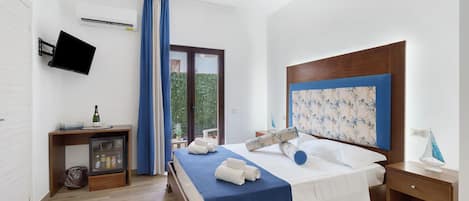 1 chambre, fer et planche Ă repasser, Wi-Fi, draps fournis
